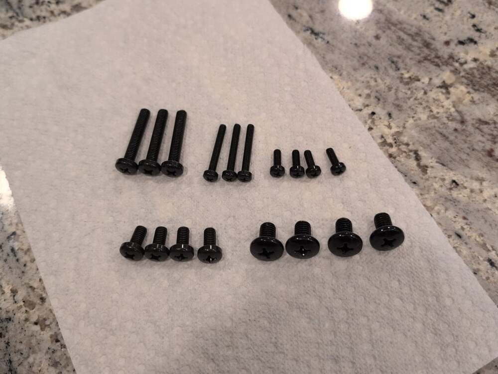 Black Steel Pan Head Phillips Machine Screws Assortment